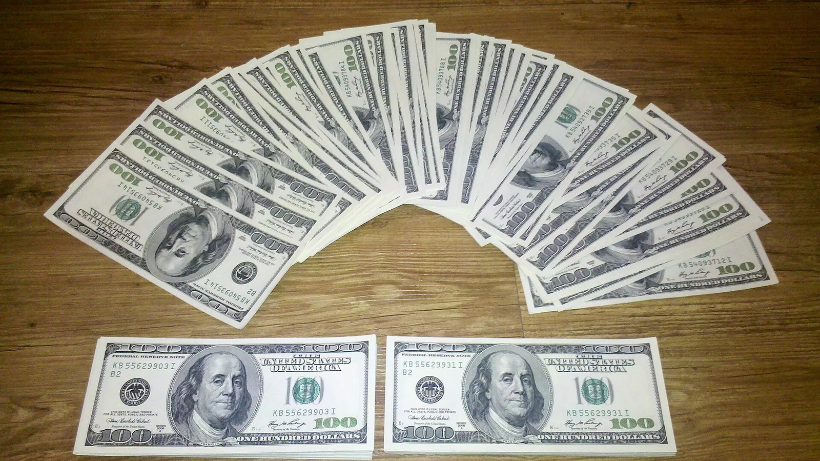 US dollar banknotes