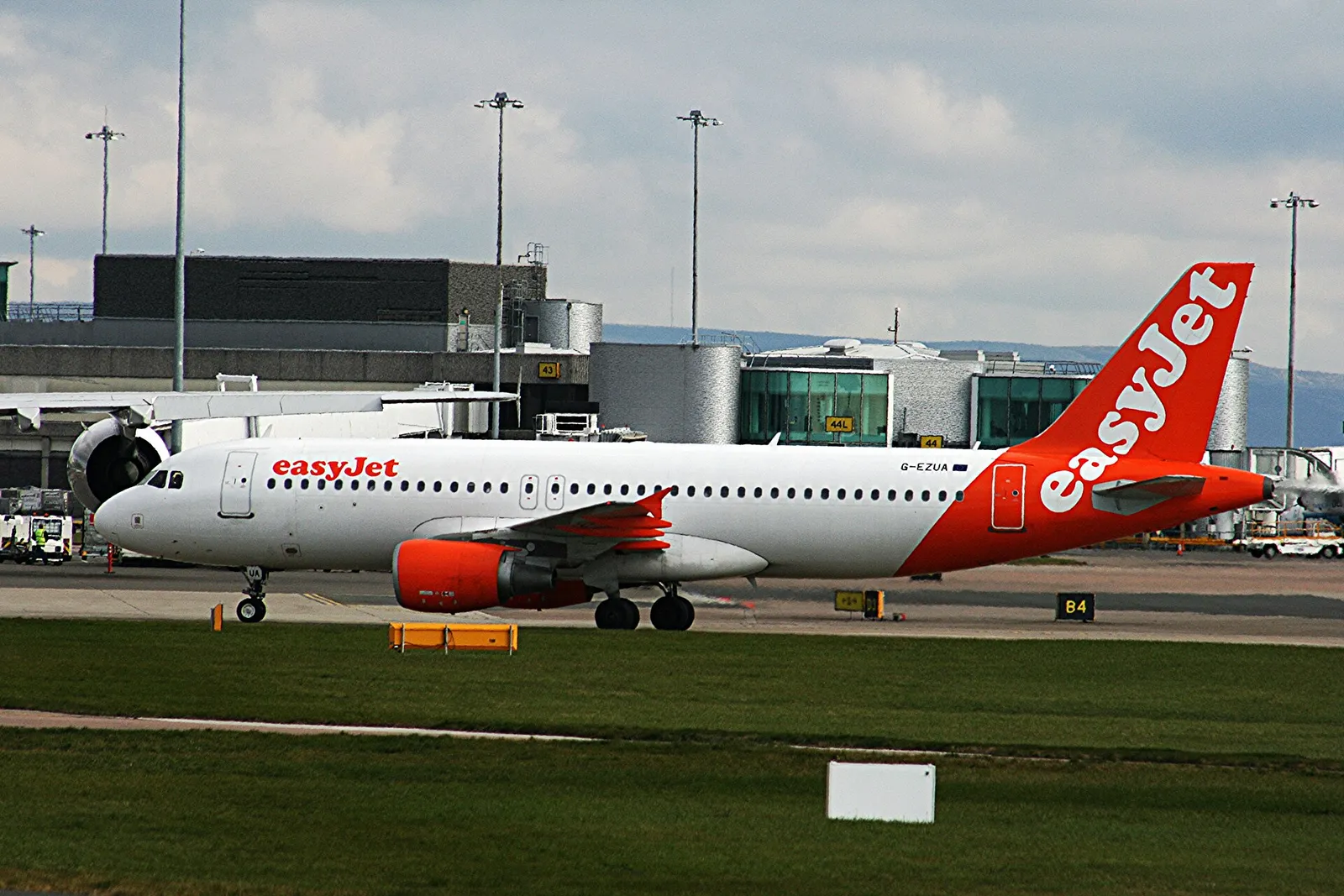 An easyJet Airbus A320 aircraft