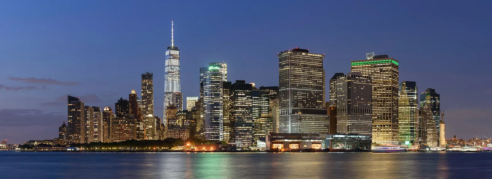 The Lower Manhattan financial district skyline
