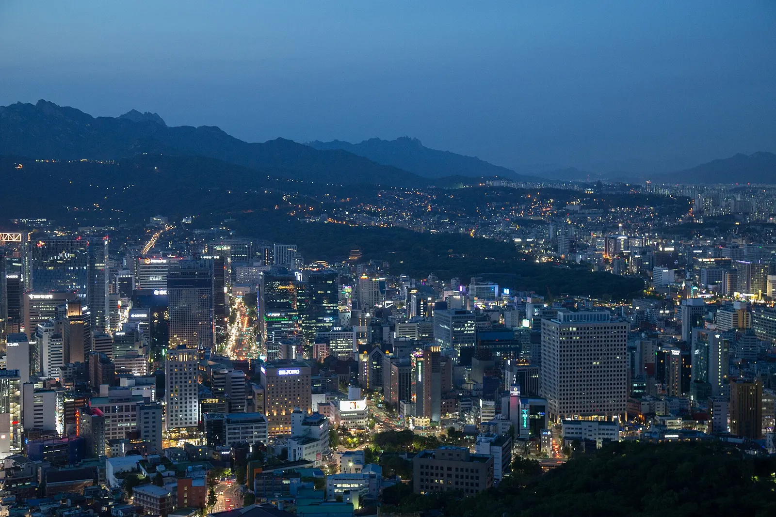 The Seoul skyline