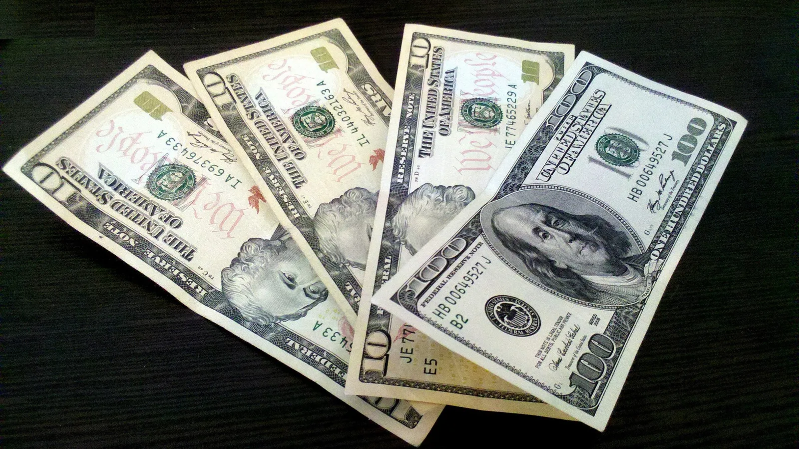 US dollar banknotes