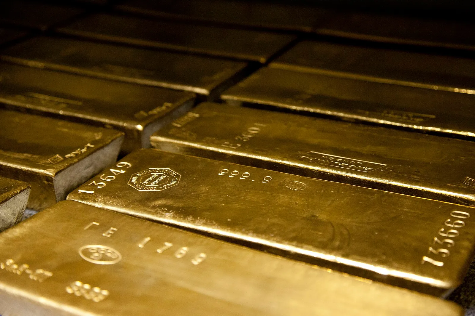 Stacked 400-ounce gold bars