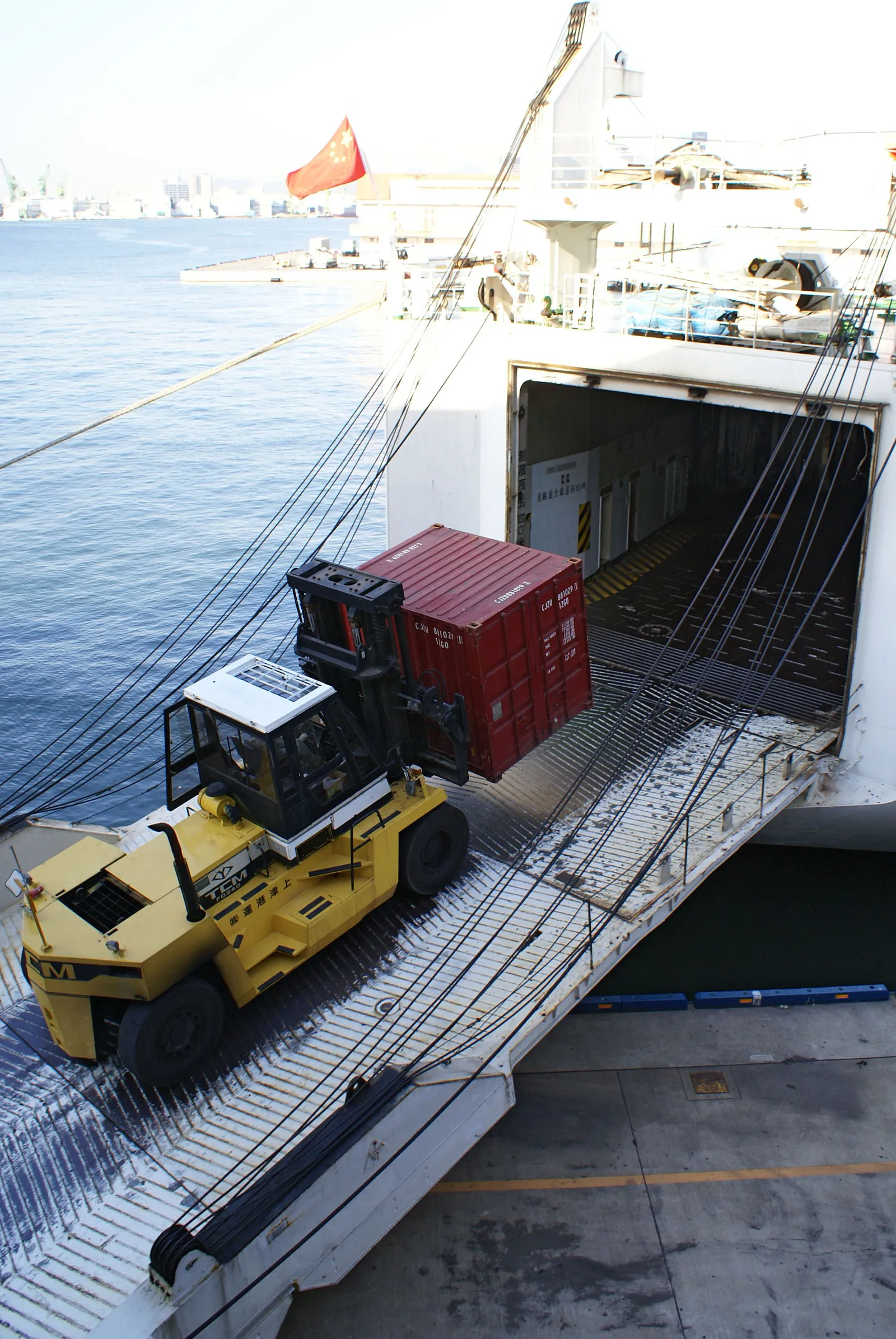 Shipping containers, the business Flexport operates in
