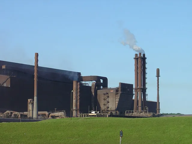 The basic oxygen conversion and continuous casting plant at Scunthorpe steelworks