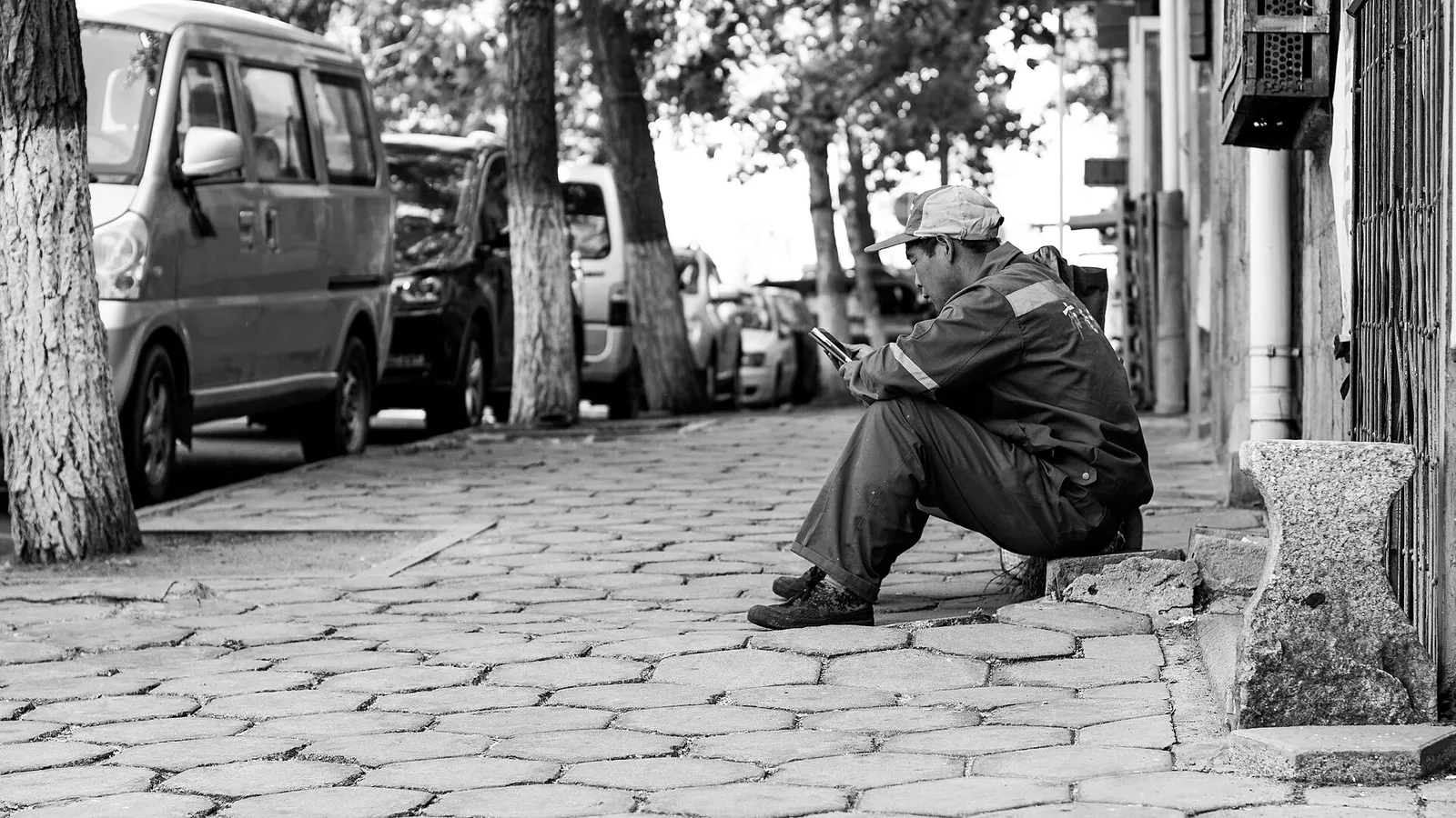 People using smartphones